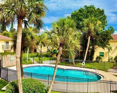 7501 Gallineta Court - Photo Thumbnail 44