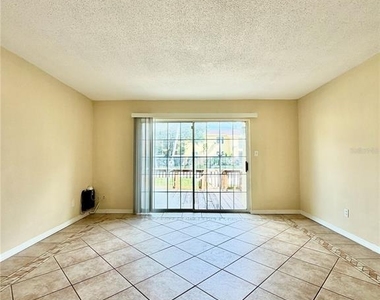 7501 Gallineta Court - Photo Thumbnail 38