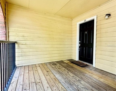 8643 Mallard Reserve Drive - Photo Thumbnail 2