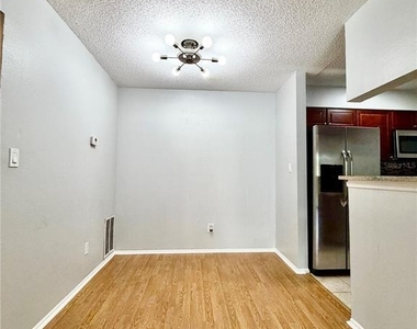 8643 Mallard Reserve Drive - Photo Thumbnail 21