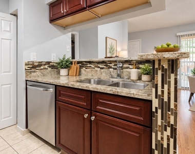 8643 Mallard Reserve Drive - Photo Thumbnail 7