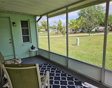 304 Grayston Place - Photo Thumbnail 32