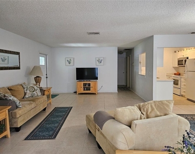 304 Grayston Place - Photo Thumbnail 8