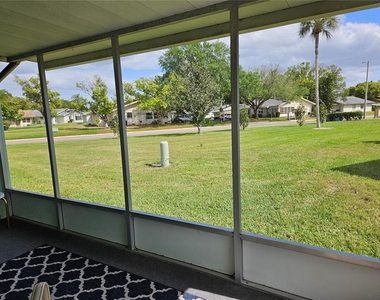 304 Grayston Place - Photo Thumbnail 33