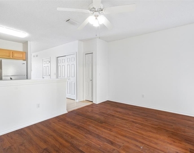6340 Osprey Lake Circle - Photo Thumbnail 9