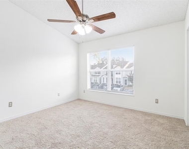 6340 Osprey Lake Circle - Photo Thumbnail 21