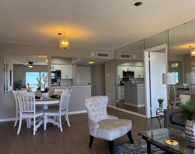 4900 Brittany Drive S - Photo Thumbnail 5