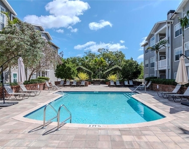 800 S Dakota Avenue - Photo Thumbnail 12
