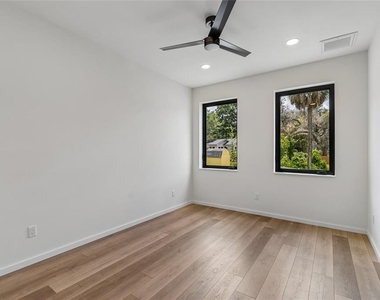 1305 Hilton Place - Photo Thumbnail 31
