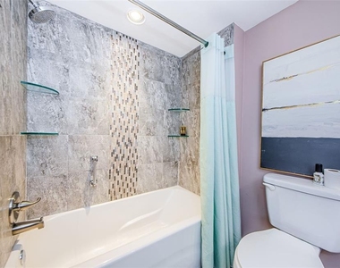 2112 Hammock Pine Boulevard - Photo Thumbnail 17