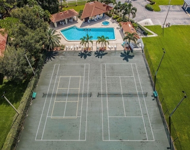 2112 Hammock Pine Boulevard - Photo Thumbnail 40