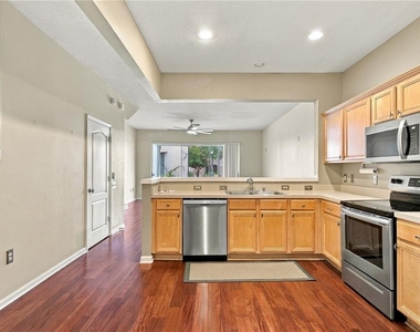 26606 Castleview Way - Photo Thumbnail 9