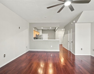 26606 Castleview Way - Photo Thumbnail 13