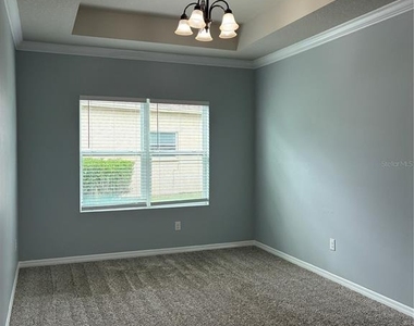 2319 Nesslewood Dr - Photo Thumbnail 14