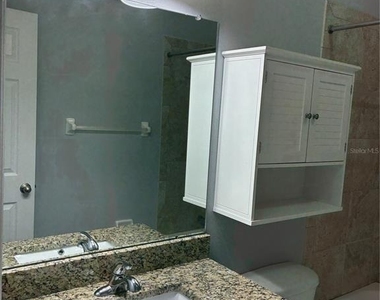 2319 Nesslewood Dr - Photo Thumbnail 10