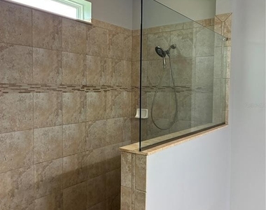 2319 Nesslewood Dr - Photo Thumbnail 32