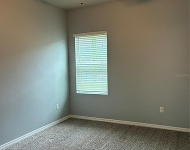 2319 Nesslewood Dr - Photo Thumbnail 23