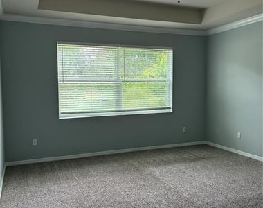 2319 Nesslewood Dr - Photo Thumbnail 28