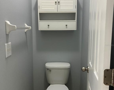 2319 Nesslewood Dr - Photo Thumbnail 33