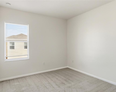 263 Bella Prestwick Blvd - Photo Thumbnail 16