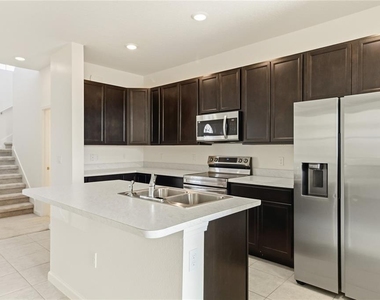 263 Bella Prestwick Blvd - Photo Thumbnail 6