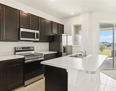 263 Bella Prestwick Blvd - Photo Thumbnail 7