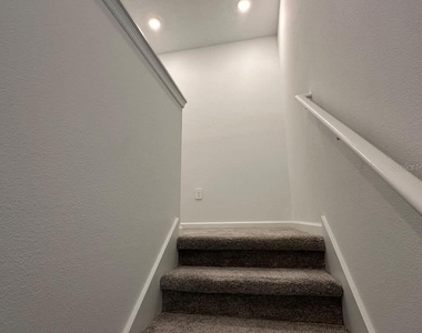 120 Bogey Drive - Photo Thumbnail 8