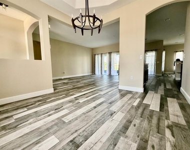 3180 Winding Trail - Photo Thumbnail 17
