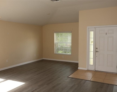 5544 Sw 40th Street - Photo Thumbnail 4