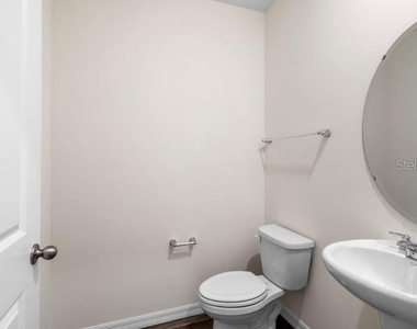 16515 Barbours Creek Way - Photo Thumbnail 9