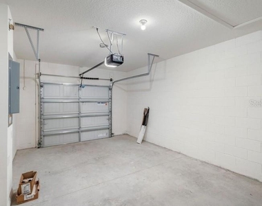 16515 Barbours Creek Way - Photo Thumbnail 11
