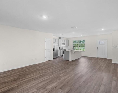 16515 Barbours Creek Way - Photo Thumbnail 4