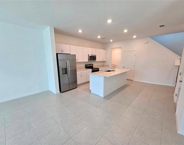 3258 Lapis Lake Drive - Photo Thumbnail 3