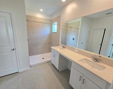 3258 Lapis Lake Drive - Photo Thumbnail 9