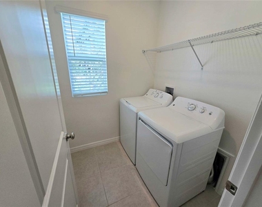 3258 Lapis Lake Drive - Photo Thumbnail 18