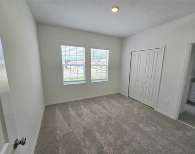 3258 Lapis Lake Drive - Photo Thumbnail 8