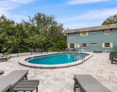 6262 Emerson Avenue S - Photo Thumbnail 11