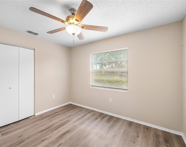 1221 E Court Street - Photo Thumbnail 19