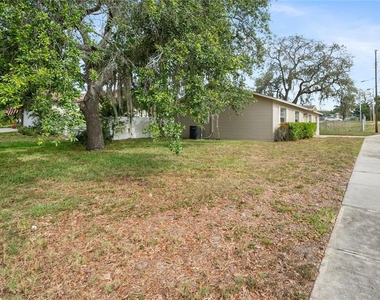 1221 E Court Street - Photo Thumbnail 35