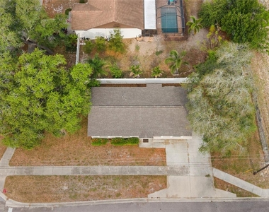 1221 E Court Street - Photo Thumbnail 26