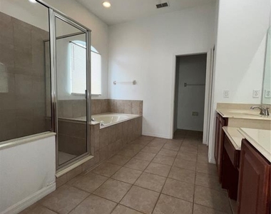 1851 Sand Arbor Circle - Photo Thumbnail 20