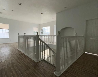 1851 Sand Arbor Circle - Photo Thumbnail 10