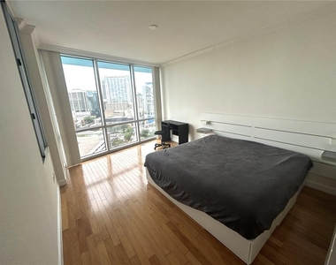 322 E Central Blvd - Photo Thumbnail 10