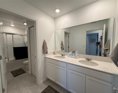 4390 Bull Street - Photo Thumbnail 12
