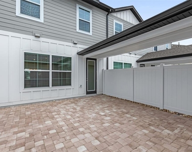 5573 Lemon Orchard Bend - Photo Thumbnail 32