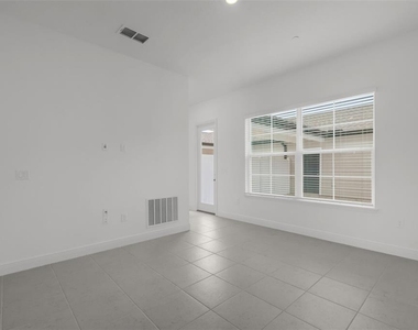 5573 Lemon Orchard Bend - Photo Thumbnail 26