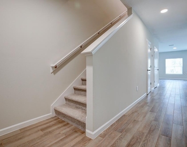 14839 Harvest Street - Photo Thumbnail 3