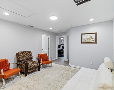 385 Cape Honeysuckle Place - Photo Thumbnail 13
