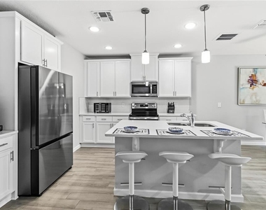 385 Cape Honeysuckle Place - Photo Thumbnail 9