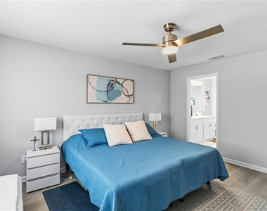 385 Cape Honeysuckle Place - Photo Thumbnail 16